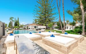 Mediterranean Grandeur | Luxury Villa with Infinity Pool & Panoramic Sea Views - Marbella, Spain