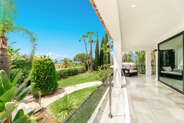Mediterranean Grandeur | Luxury Villa with Infinity Pool & Panoramic Sea Views - Marbella, Spain