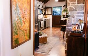 Peaceful Redway Retreat Surrounded by Giant Redwoods - Redway, California