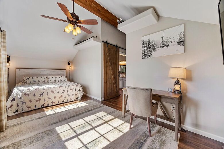 Secluded Mountain Lodge Among Show Low's Ponderosa Pines - Show Low, Arizona