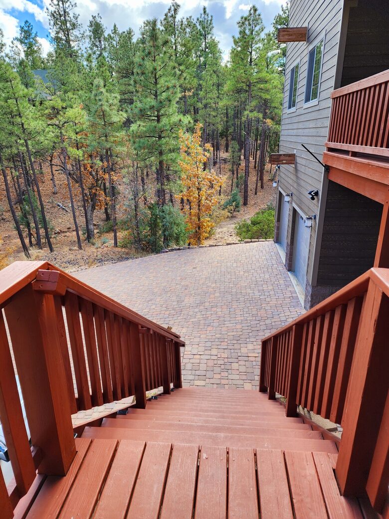 Secluded Mountain Lodge Among Show Low's Ponderosa Pines - Show Low, Arizona