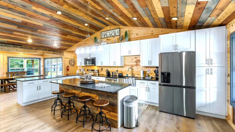 Wears Valley Cabin with Indoor Pool, Theater and Hot Tub - Sevierville, Tennessee
