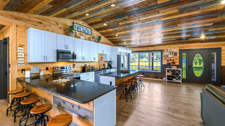 Wears Valley Cabin with Indoor Pool, Theater and Hot Tub - Sevierville, Tennessee