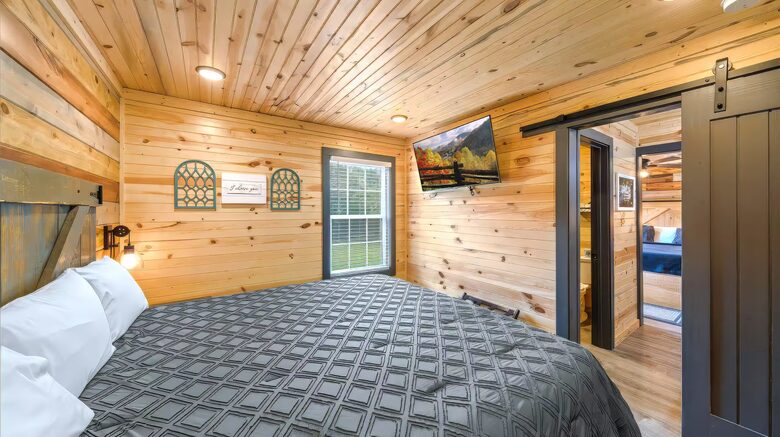 Wears Valley Cabin with Indoor Pool, Theater and Hot Tub - Sevierville, Tennessee
