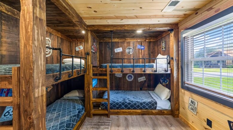 Wears Valley Cabin with Indoor Pool, Theater and Hot Tub - Sevierville, Tennessee