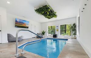 Wears Valley Cabin with Indoor Pool and Mountain Views - Sevierville, Tennessee