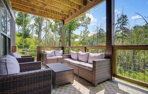 Wears Valley Cabin with Indoor Pool and Mountain Views - Sevierville, Tennessee