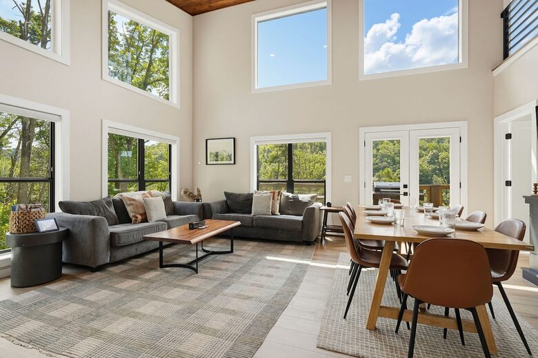 Wears Valley Cabin with Indoor Pool and Mountain Views - Sevierville, Tennessee