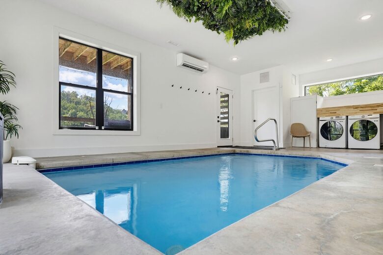 Wears Valley Cabin with Indoor Pool and Mountain Views - Sevierville, Tennessee