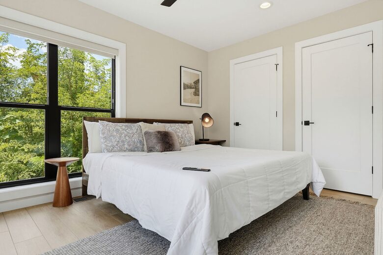 Wears Valley Cabin with Indoor Pool and Mountain Views - Sevierville, Tennessee