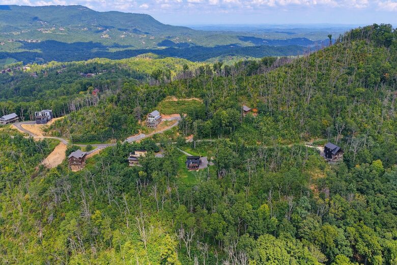 Wears Valley Cabin with Indoor Pool and Mountain Views - Sevierville, Tennessee