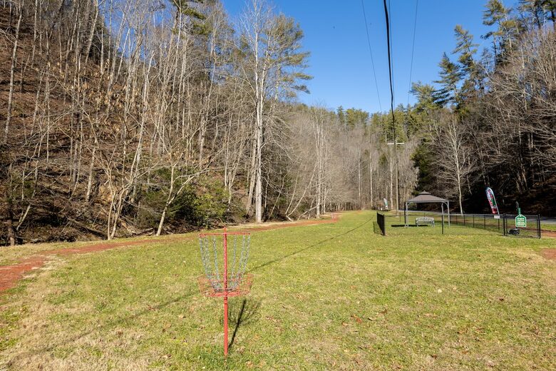 Wears Valley Cabin with Indoor Pool and Mountain Views - Sevierville, Tennessee