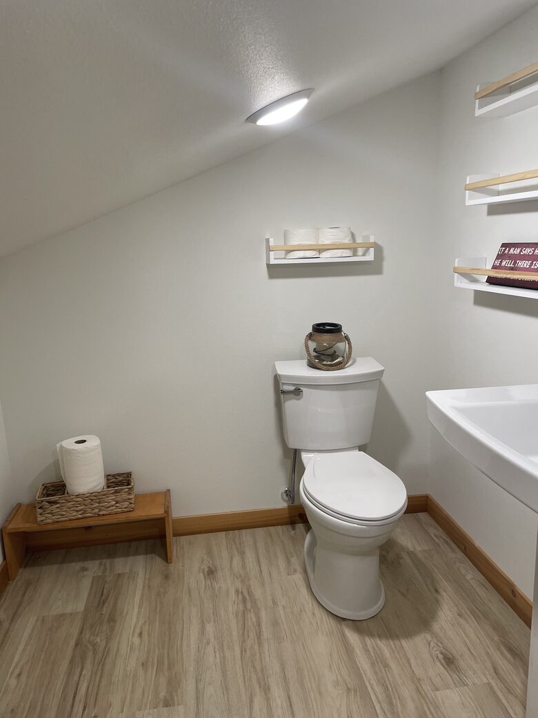Coffman Cove Waterfront Home with Mountain Views - Coffman Cove, Alaska