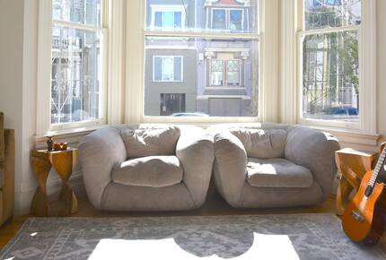 Haight-Ashbury Edwardian Flat Near Golden Gate Park - San Francisco, California
