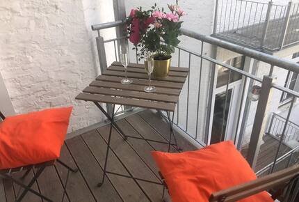 2 BD Apartment in Central Düsseldorf - Düsseldorf, Germany