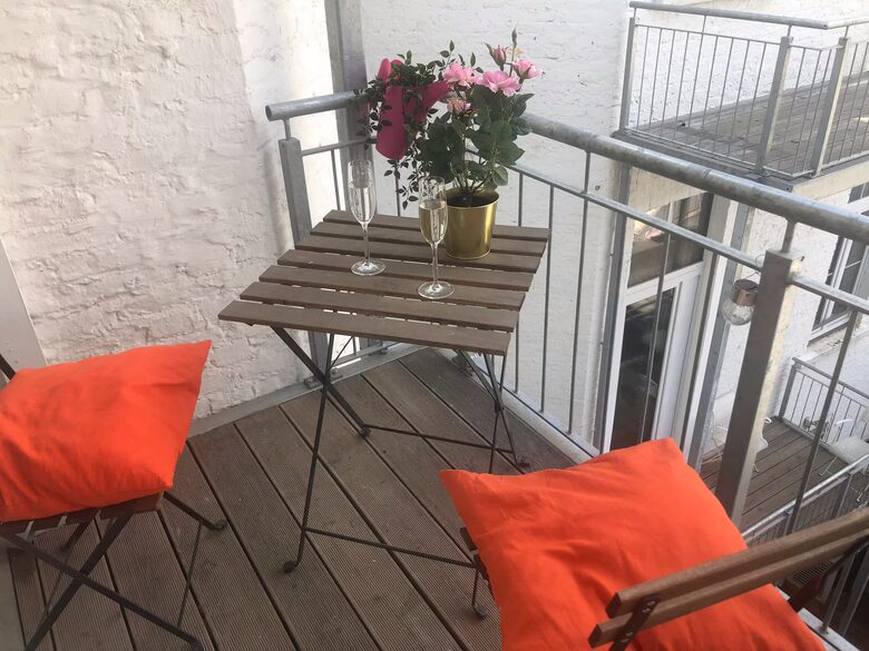 2 BD Apartment in Central Düsseldorf - Düsseldorf, Germany