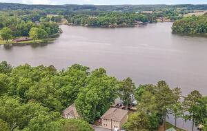 Norwood Lake Tillery Home with Private Dock - Norwood, North Carolina