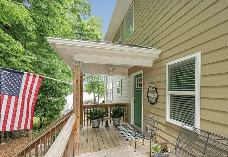 Norwood Lake Tillery Home with Private Dock - Norwood, North Carolina