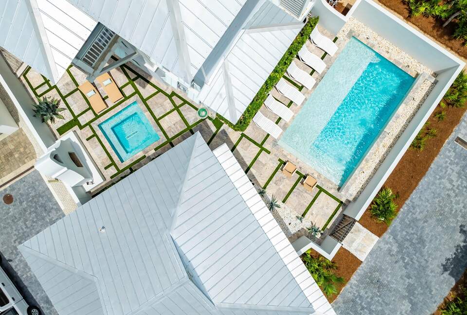 YOLO Cottage | Rosemary Beach Estate with Private Beach Access and Carriage House - Inlet Beach, Florida