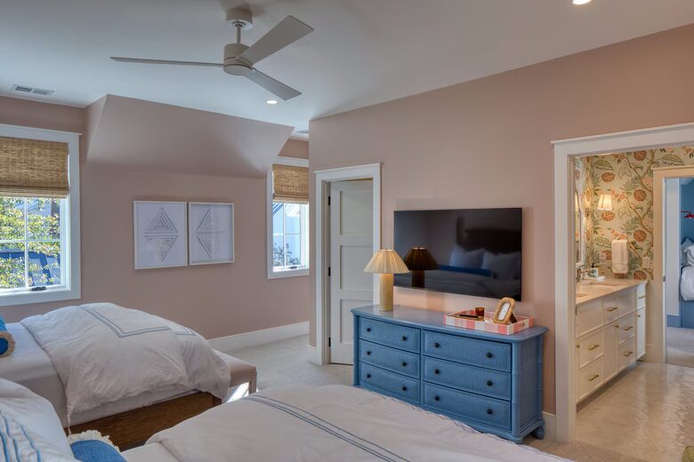 Contemporary Palmetto Bluff Escape Surrounded by Nature - Bluffton, South Carolina