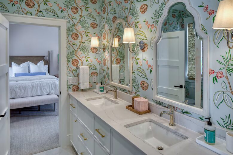 Contemporary Palmetto Bluff Escape Surrounded by Nature - Bluffton, South Carolina