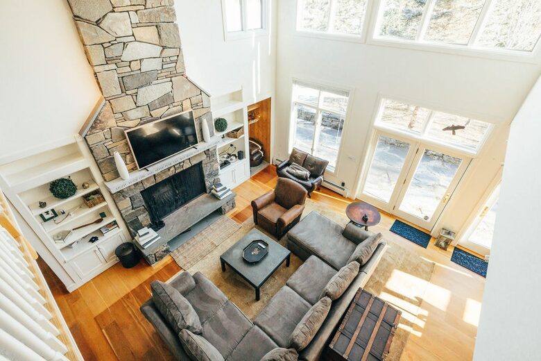 Sophisticated Stratton Retreat Surrounded by Nature - Winhall, Vermont