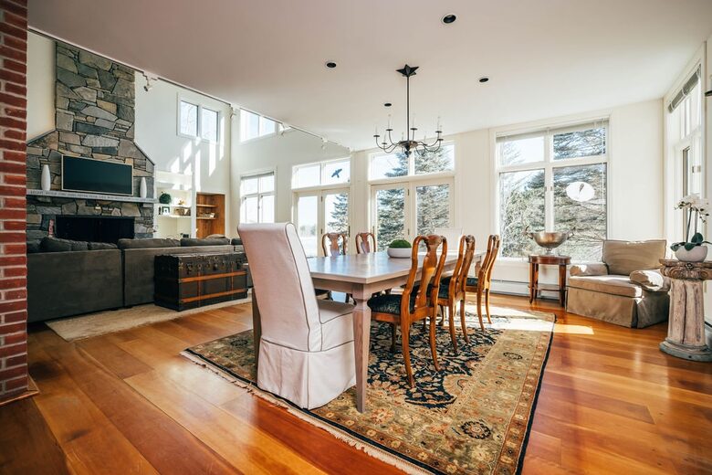 Sophisticated Stratton Retreat Surrounded by Nature - Winhall, Vermont