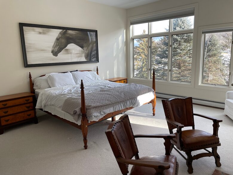 Sophisticated Stratton Retreat Surrounded by Nature - Winhall, Vermont