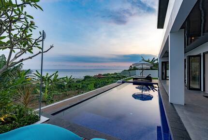 Nusa Lembongan Oceanview Villa with Private Infinity Pool - Nusa Lembongan, Indonesia