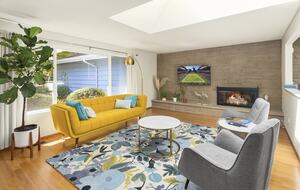 Charming Mid-Century Hideaway in Lake Forest Park - Lake Forest Park, Washington