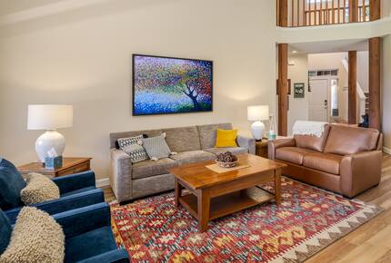 Kahler Glen Golf and Ski Townhome Near Lake Wenatchee - Leavenworth, Washington