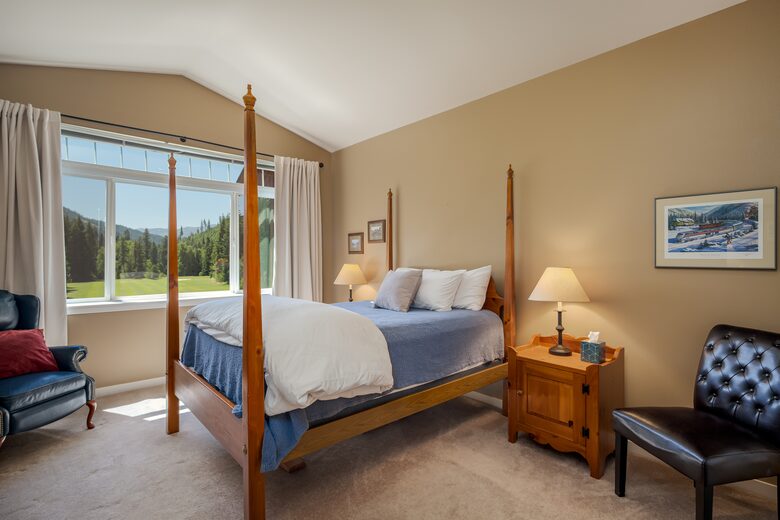 Kahler Glen Golf and Ski Townhome Near Lake Wenatchee - Leavenworth, Washington