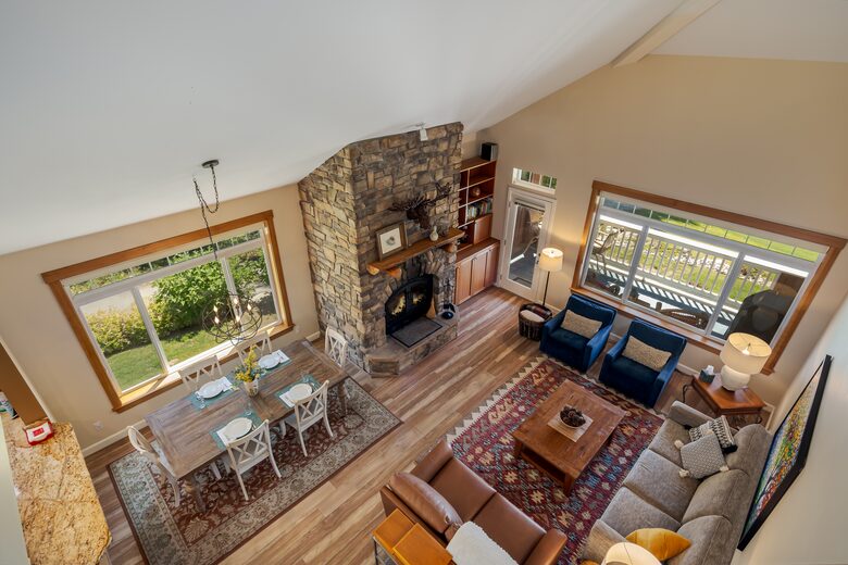 Kahler Glen Golf and Ski Townhome Near Lake Wenatchee - Leavenworth, Washington