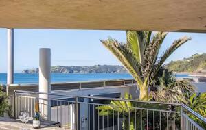 Waiheke Island Beachfront Home with Ocean Views and Private Spa - Waiheke Island, New Zealand