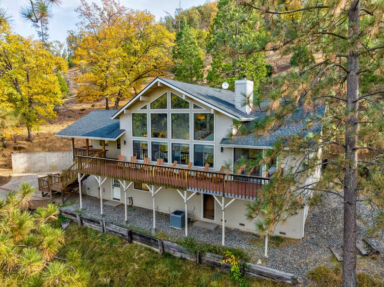 Coarsegold Mountain Retreat Near Yosemite with Panoramic Views - Coarsegold, California