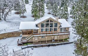 Coarsegold Mountain Retreat Near Yosemite with Panoramic Views - Coarsegold, California