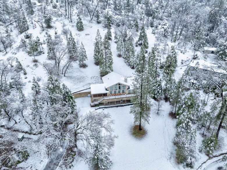 Coarsegold Mountain Retreat Near Yosemite with Panoramic Views - Coarsegold, California