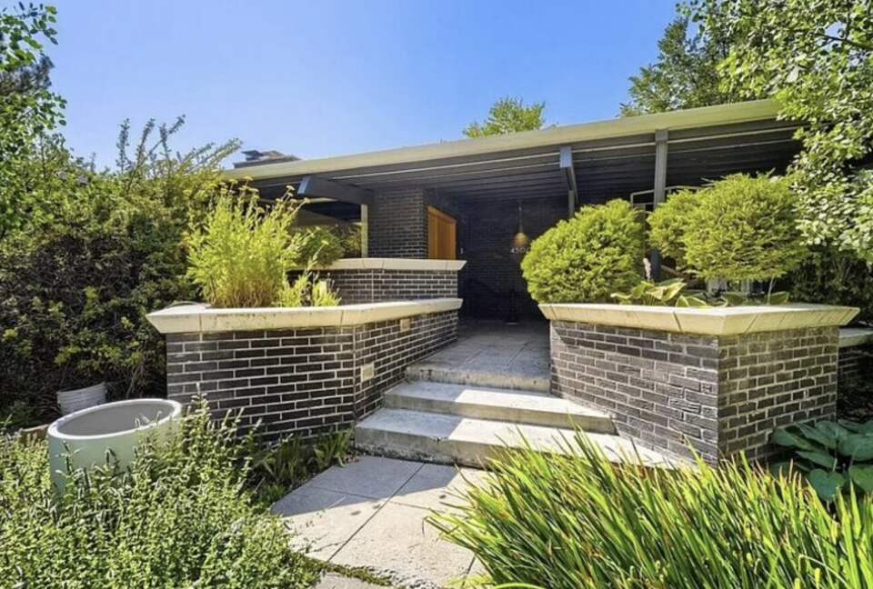 Denver City Retreat with Pool, Sauna and Hot Tub - Denver, Colorado