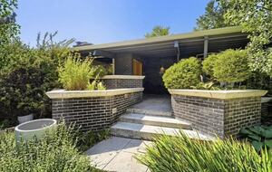 Denver City Retreat with Pool, Sauna and Hot Tub - Denver, Colorado