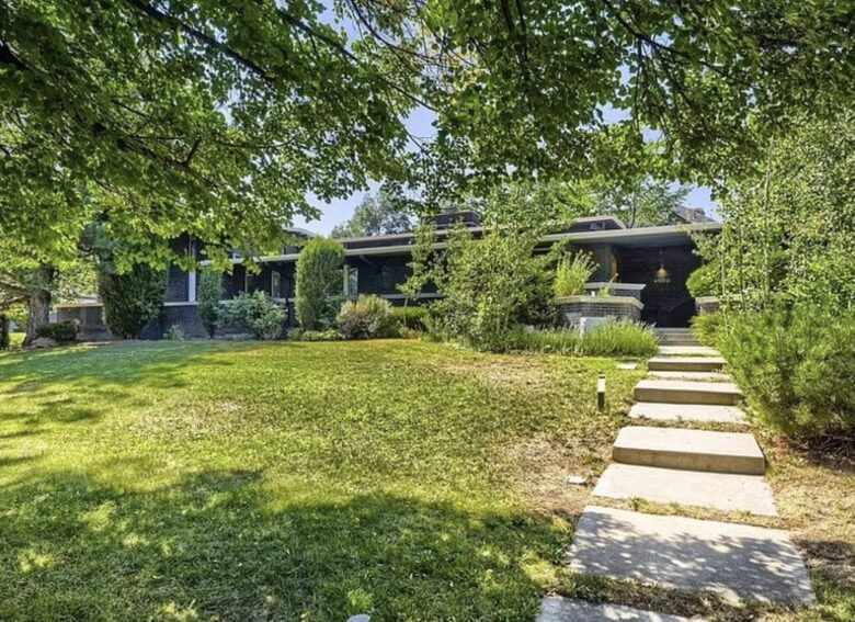 Denver City Retreat with Pool, Sauna and Hot Tub - Denver, Colorado