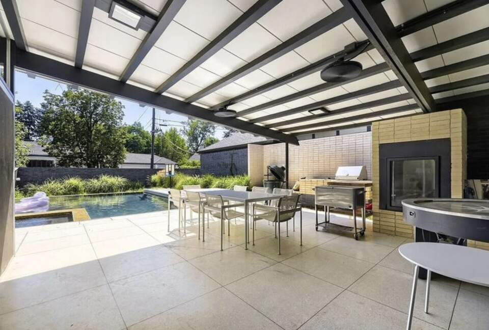 Denver City Retreat with Pool, Sauna and Hot Tub - Denver, Colorado