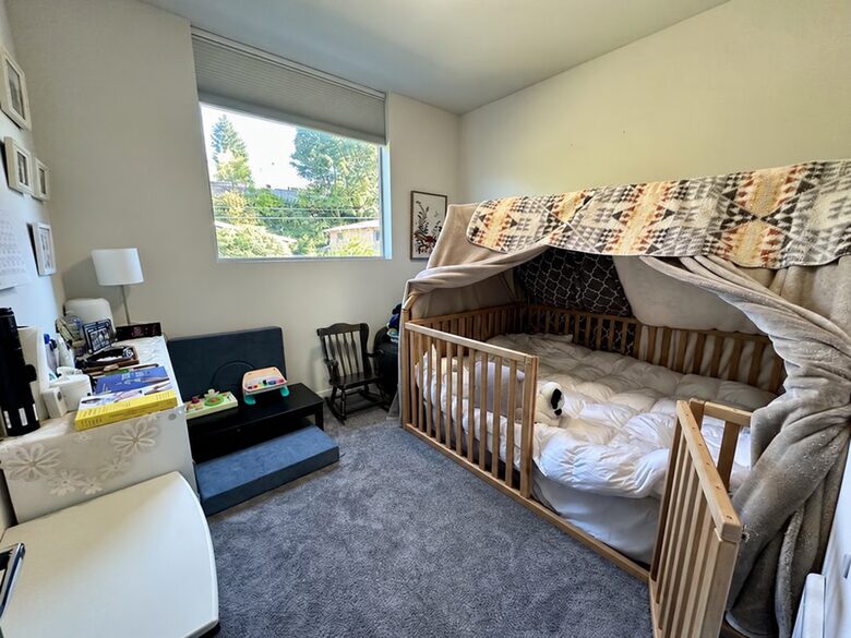 Family-Friendly Townhome Minutes from Alki Beach - Seattle, Washington