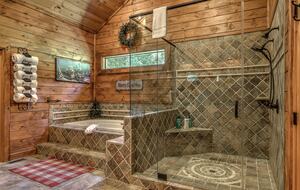 Year-Round Christmas Cabin in Blairsville with Private Hot Tub - Blairsville, Georgia