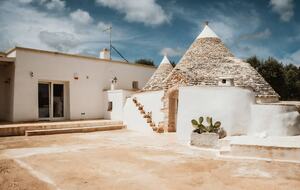 Traditional Puglian Trullo with Private Pool - Ostuni, Italy