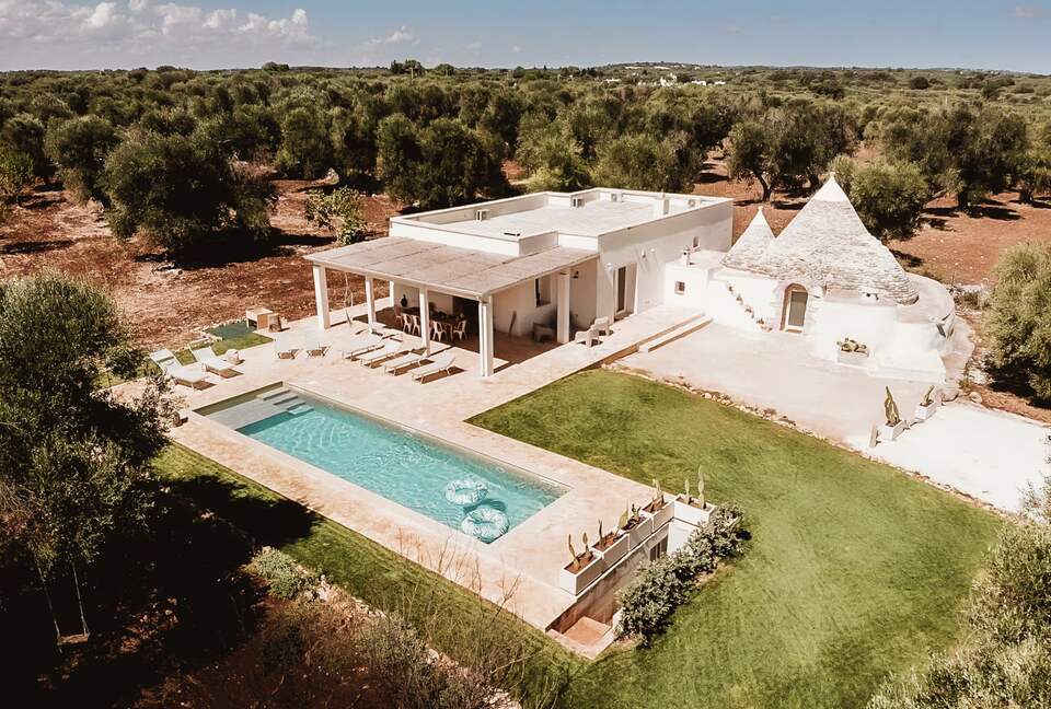 Traditional Puglian Trullo with Private Pool - Ostuni, Italy