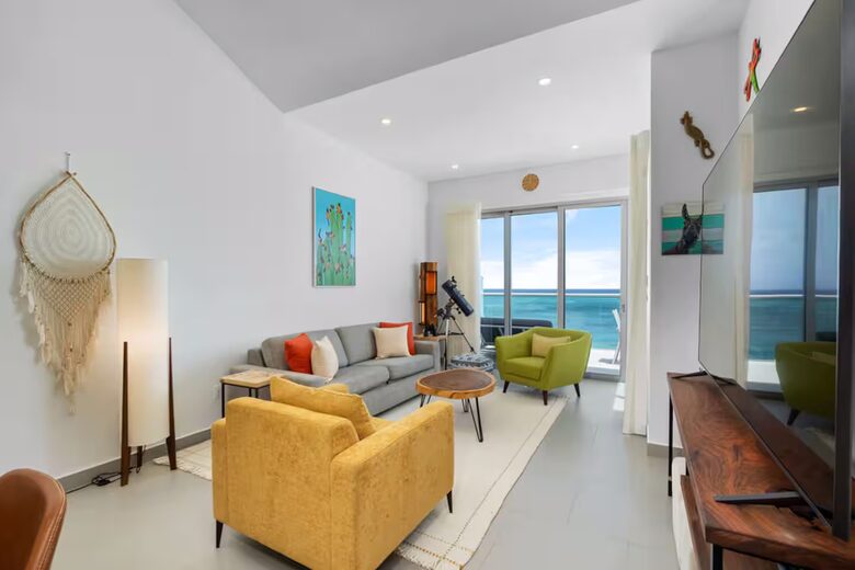 Luxury Living Above the Caribbean | Exclusive Penthouse Experience - Noord, Aruba