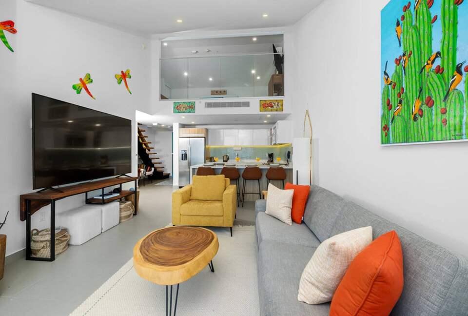 Luxury Living Above the Caribbean | Exclusive Penthouse Experience - Noord, Aruba