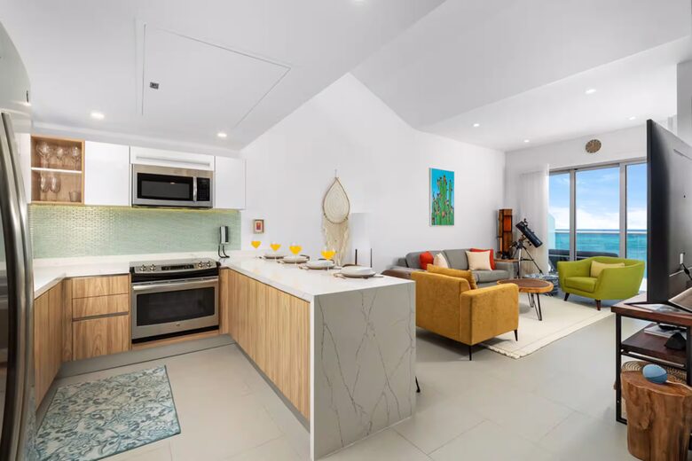 Luxury Living Above the Caribbean | Exclusive Penthouse Experience - Noord, Aruba