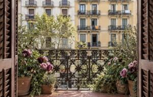 Luxury  Apartment With Terrace - Barcelona, Spain