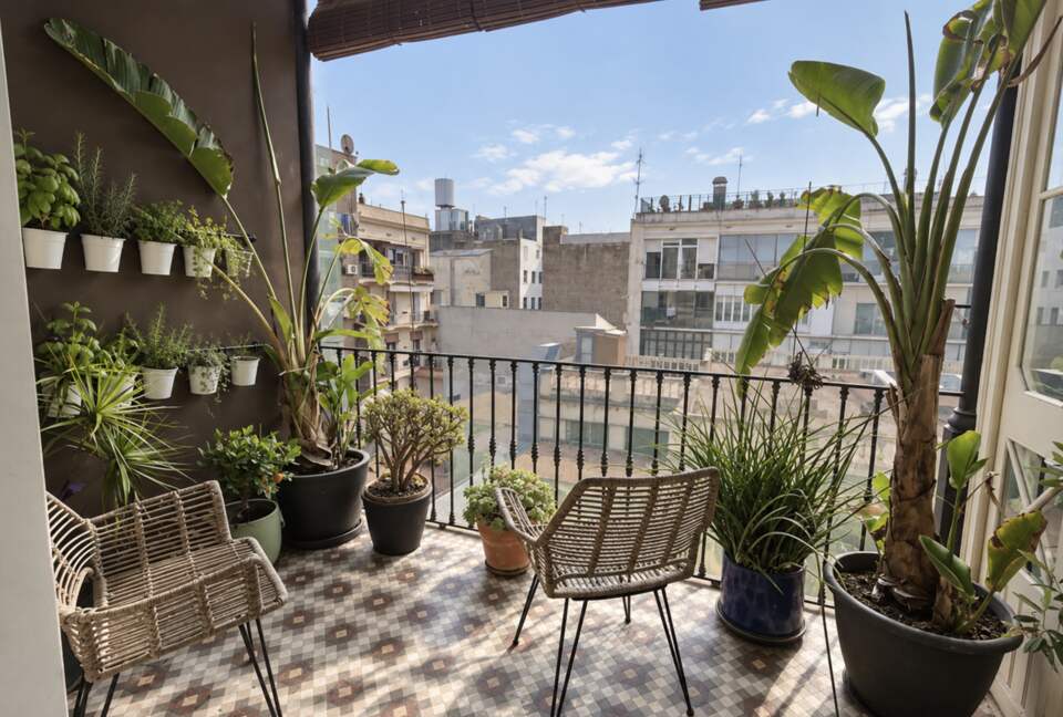 Luxury  Apartment With Terrace - Barcelona, Spain